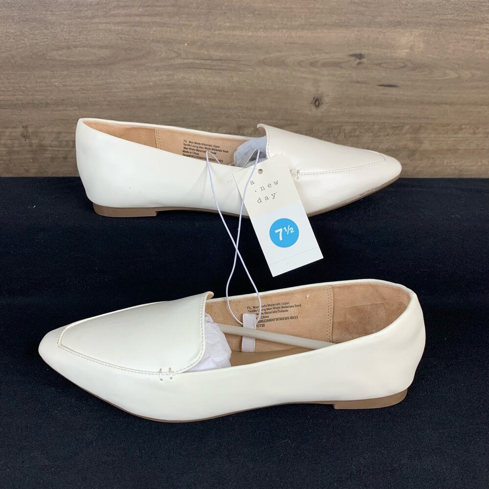 A New Day Women's Hayes Loafer Flats Cream Size 7.5 Memory Foam